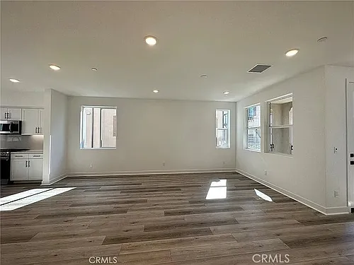 2317 W Broadway Photo 1