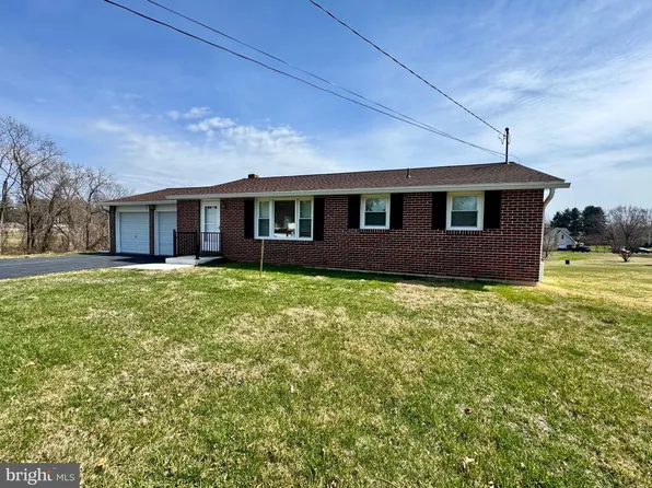 512 E Avondale Rd, West Grove, PA 19390