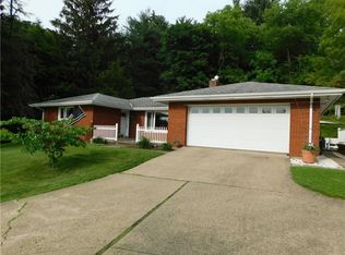 97 S Pine St, Ellsworth Boro, PA 15331