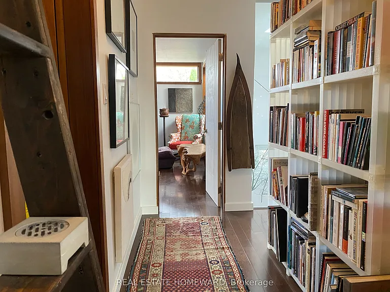 302 Rhodes Ave — Photo 26