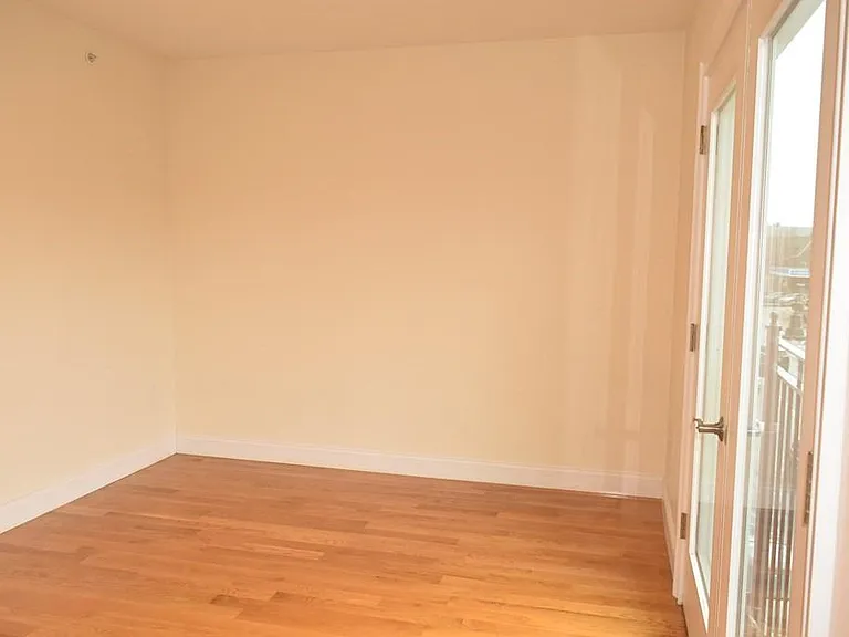 1664 Dorchester Ave #3 — Photo 9