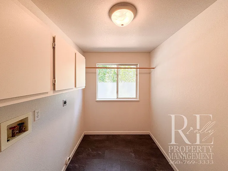 4618 NW Bernard St — Photo 18