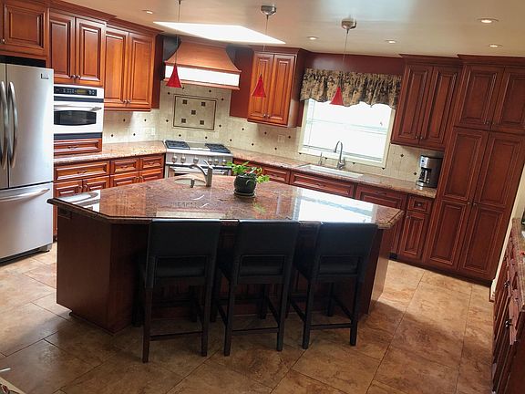 2nd image of 27847 Conestoga Dr