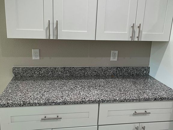 5th image of 5937 Richard Pl