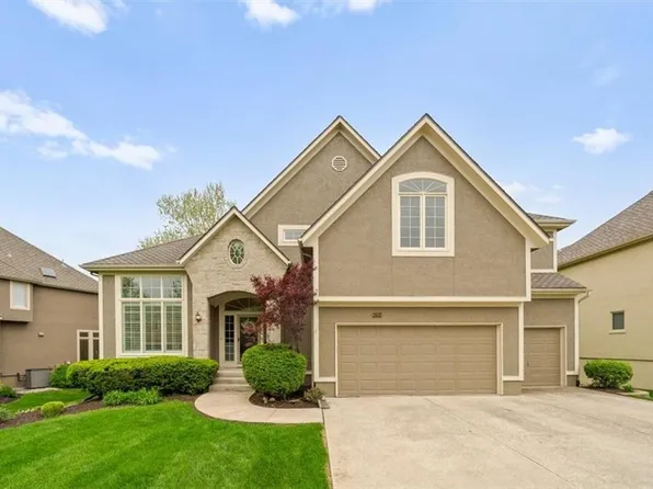 6205 W 144th St, Overland Park, KS 66223