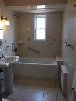 Rented by CRG Realty Inc | media 16