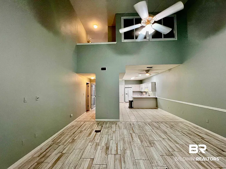 444 Clubhouse Dr #3C — Photo 9