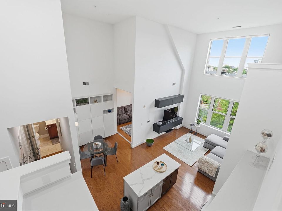 1st image of 1800 Wilson Blvd Unit 412