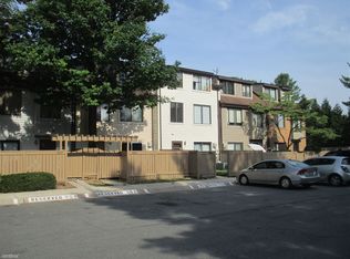 9884 Brookridge Ct, Gaithersburg, MD