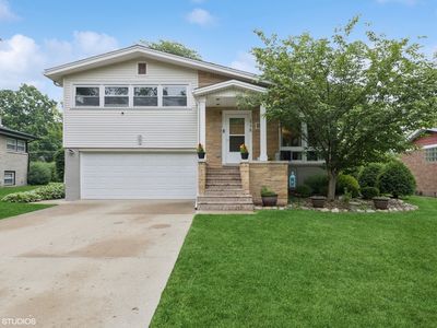 115 S We Go Trl, Mount Prospect, IL, 60056