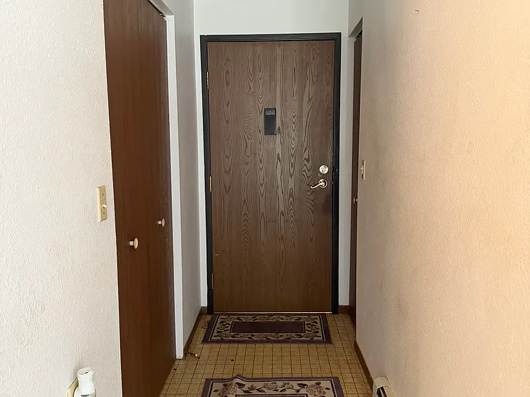 212 Church St #6 — Photo 4