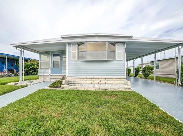 3303 Hampshire Dr, Holiday, FL 34690