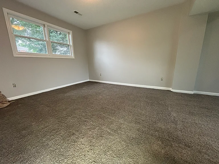 13511 Grover St — Photo 14