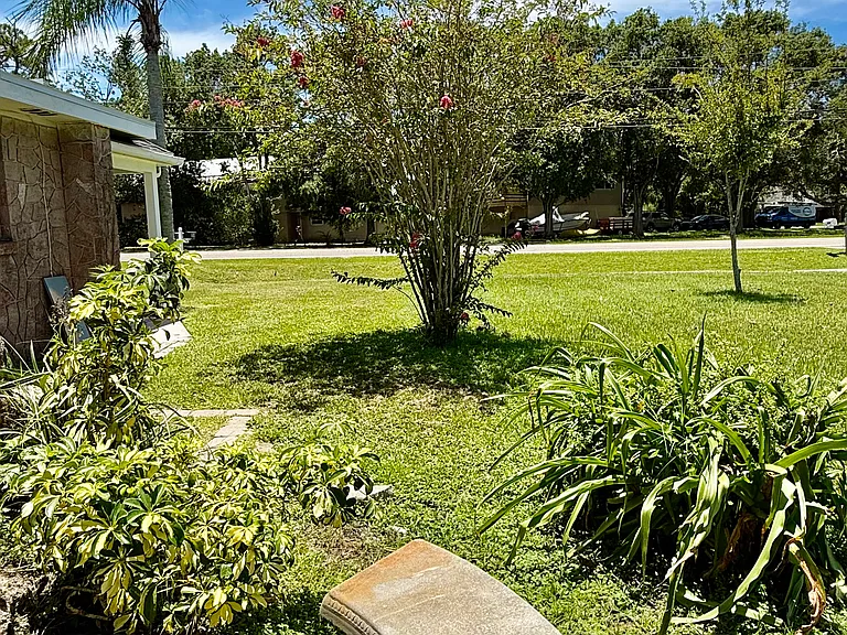 804 W Saint Petersburg Dr #804 — Photo 52