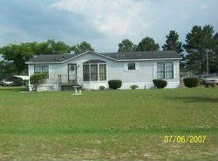 6225 Roberts Dr, La Grange, NC 28551