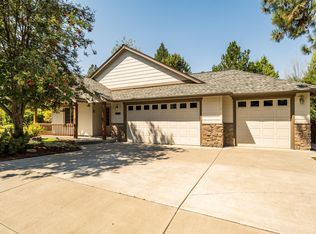 60813 Grand Targhee Dr, Bend, OR 97702