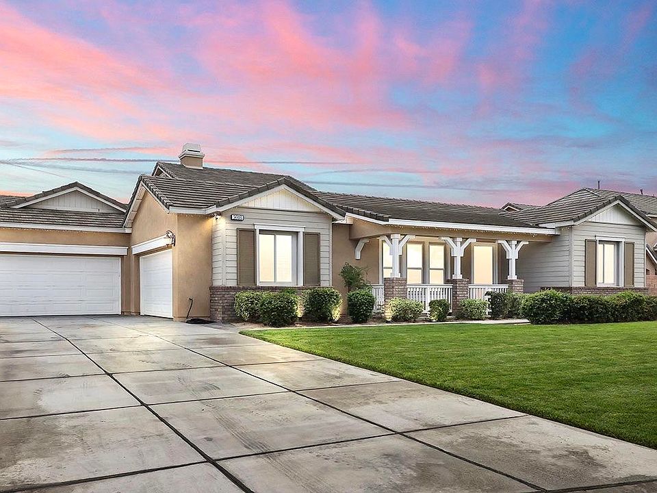 2nd image of 3018 Camino Hermanos