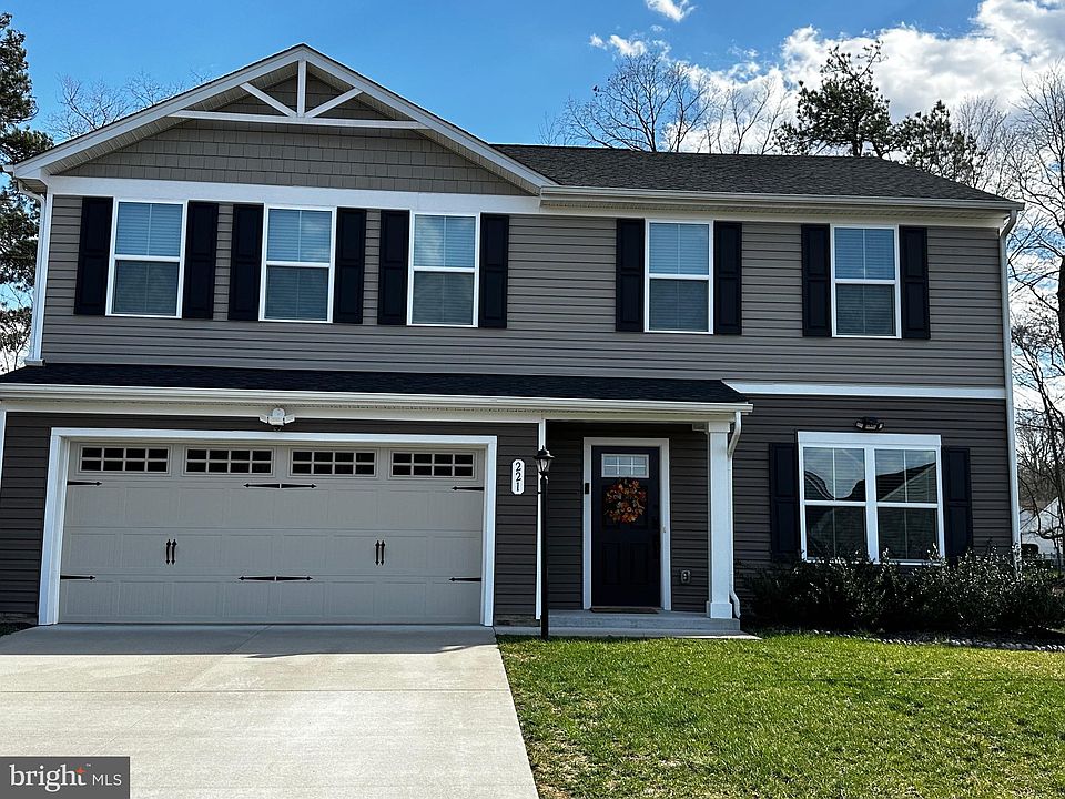 1st image of 221 Catalpa Ct