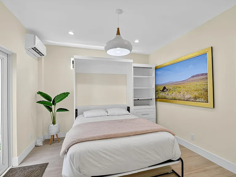 2900 Greenbriar Blvd — Photo 34