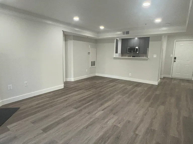 13800 Farnsworth Ln #5301 — Photo 11