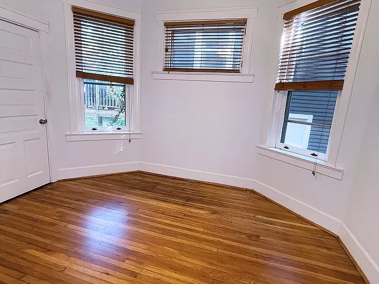 2326 Ashland Ave #1 — Photo 6