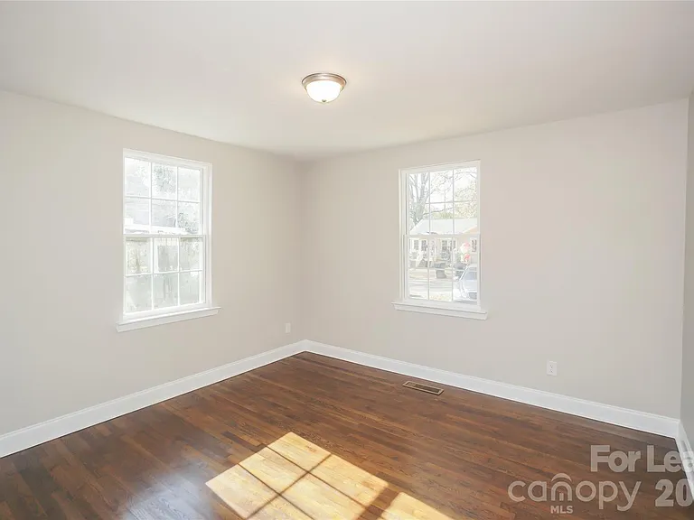 2143 Camp Greene St — Photo 14