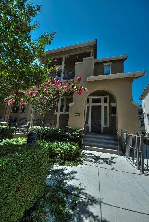 1139 Ternura Loop photo 1
