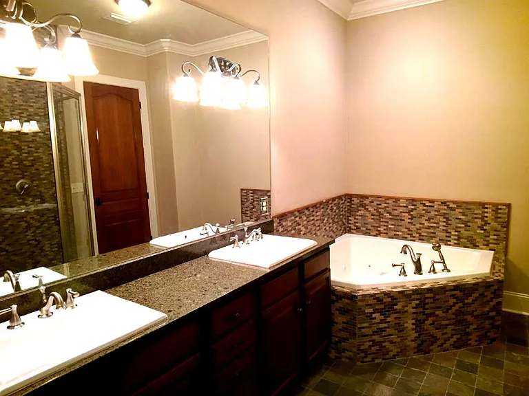 1847 Ashley Hall Way — Photo 20