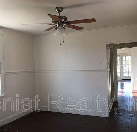 4th image of 4501 Baudin St