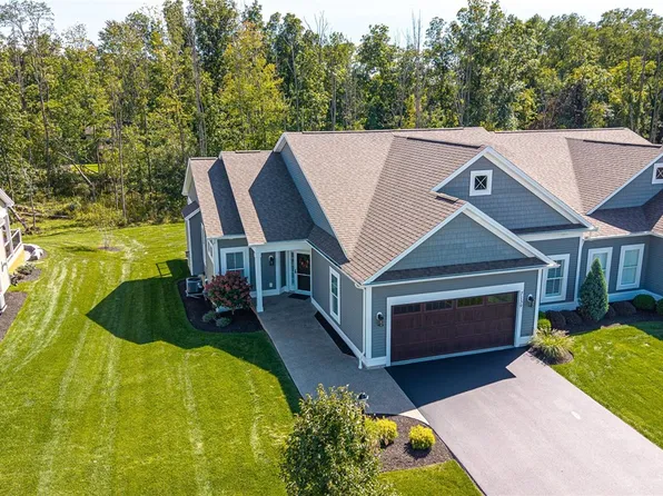 7139 Cassidy Ct, Victor, NY 14564