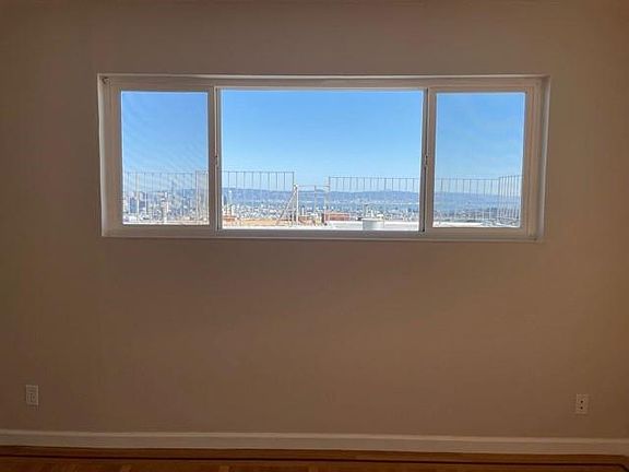 3rd image of 646 Corbett Ave #305
