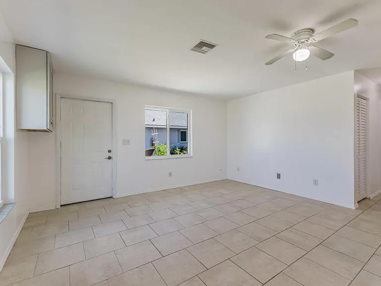 16599 Davis Rd — Photo 14