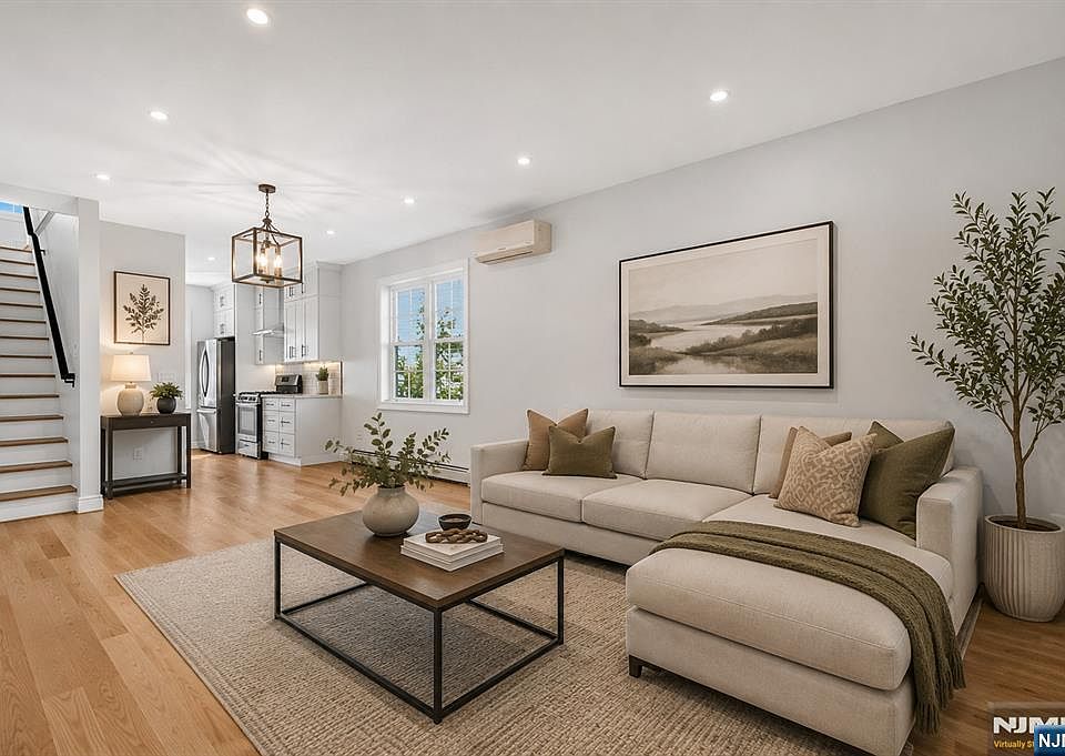 1st image of 15 Morrissee Avenue