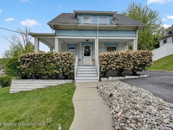 129 Burcher Ave, Clarks Summit, PA 18411