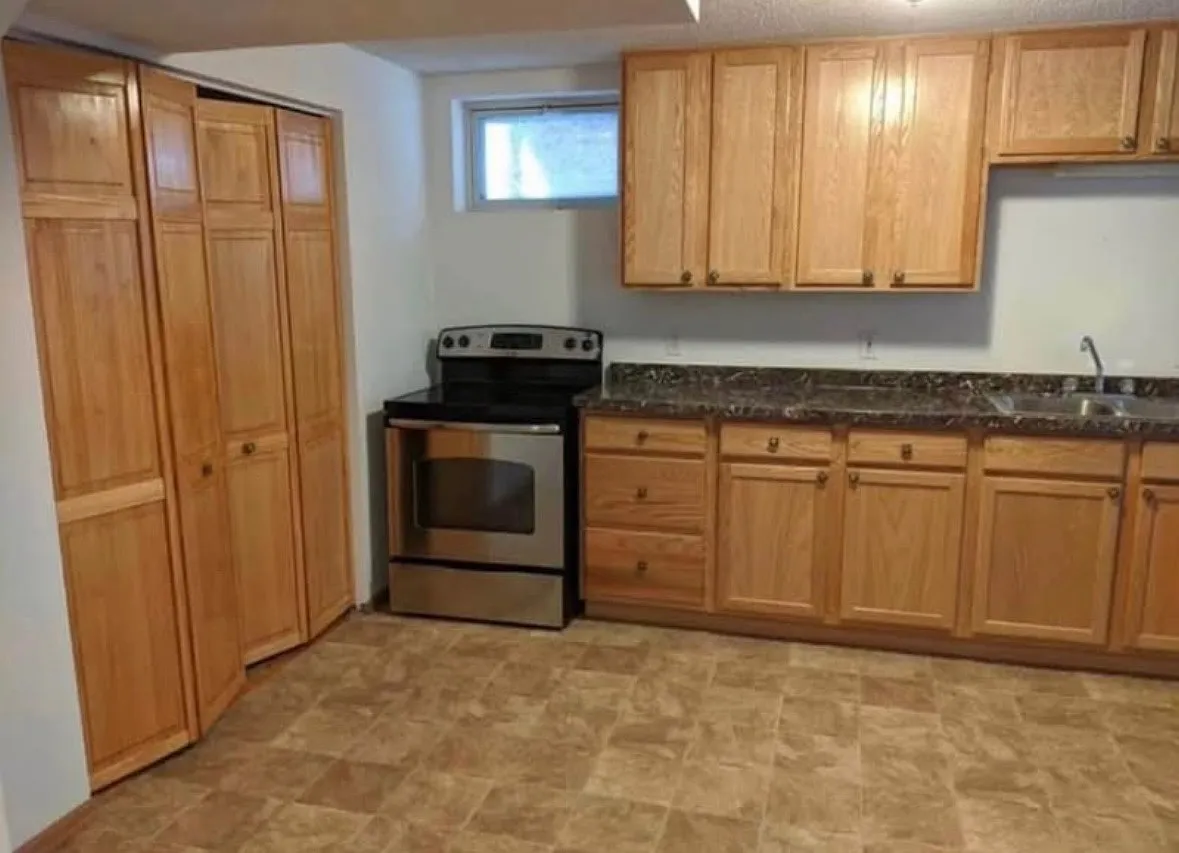 1 bed, 750 sqft, $1,300 — Photo 4