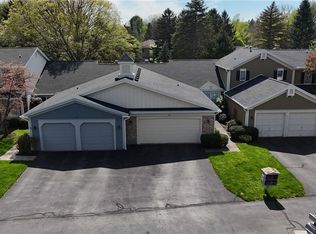 11 Winding Wood, Pittsford, NY 14534