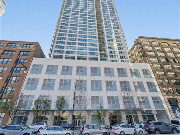 701 S Wells St APT 1002, Chicago, IL 60607