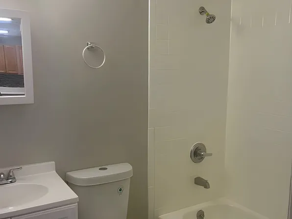 12 Willard St #209, Hartford, CT 06105