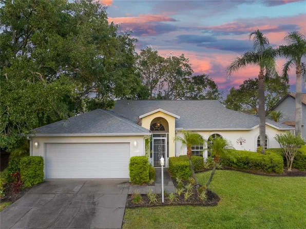 4787 Hamlets Grove Dr, Sarasota, FL 34235