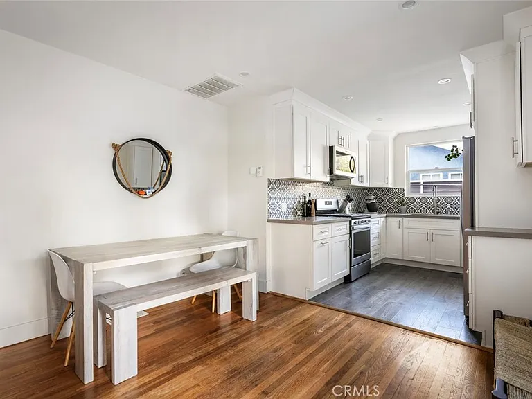 2304 W Avenue 31 — Photo 6