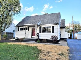 406 Maple Dr, Columbus, OH 43228