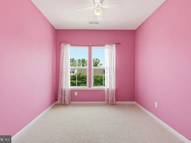10739 Hinton Way — Photo 15
