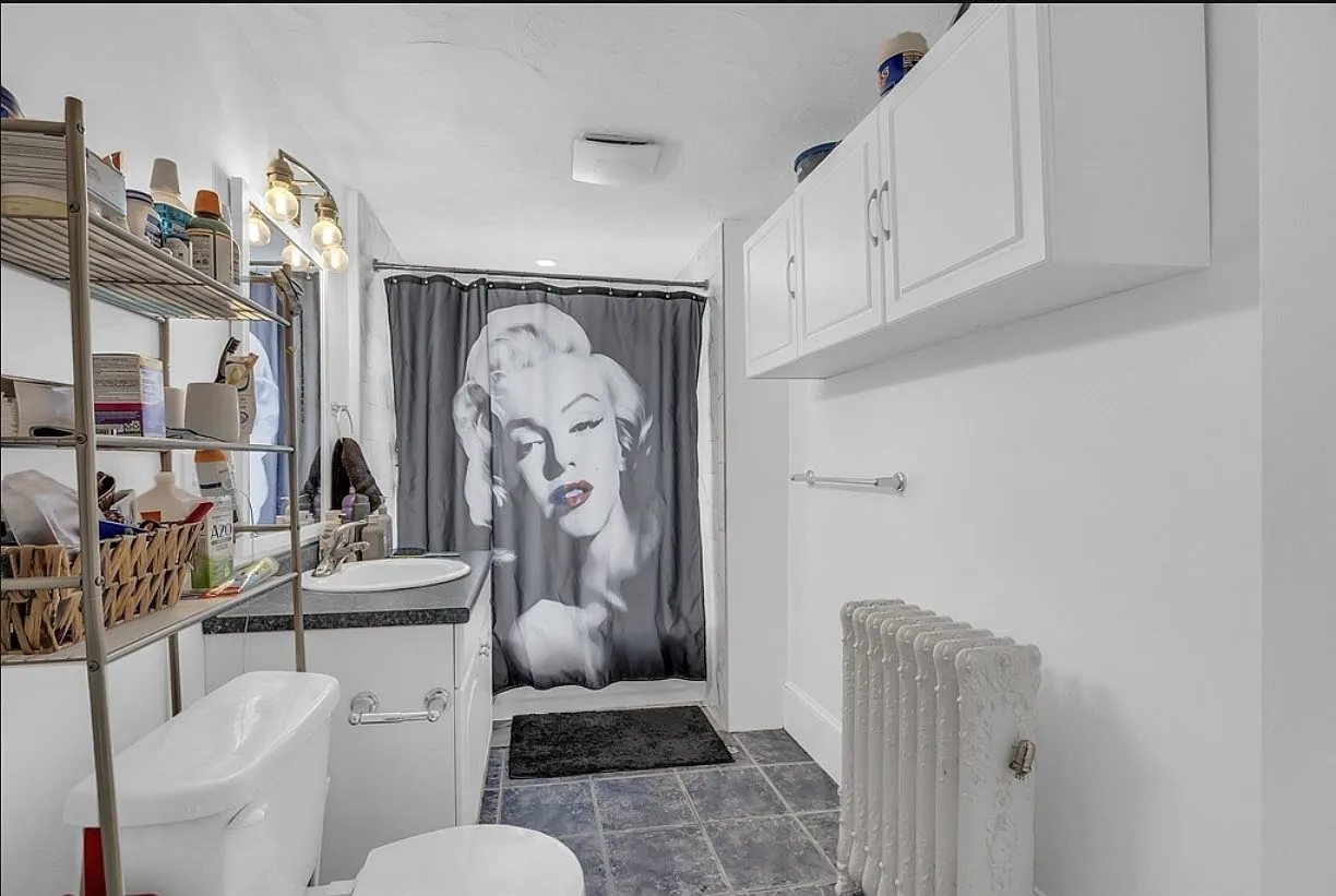 3 bed, 1150 sqft, $2,850 — Photo 3