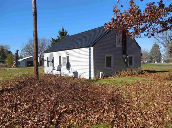 118 N Oakwood St, Tomah, WI 54660