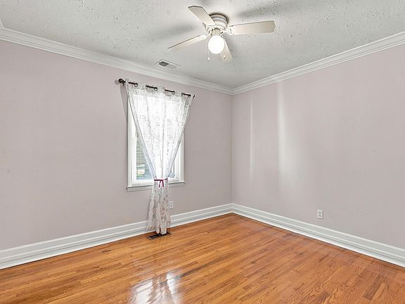 2nd image of 703 62nd Ave. N