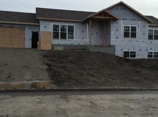 112 Spruce Ln, Albia, IA 52531