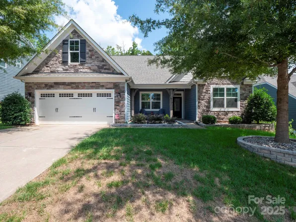 8924 Loch Glen Way, Charlotte, NC 28278