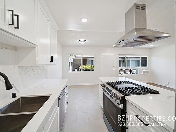 5th image of 7209 Willoughby Ave APT 9