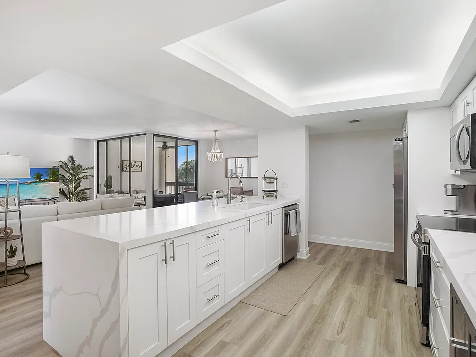 750 Egret Cir #6304