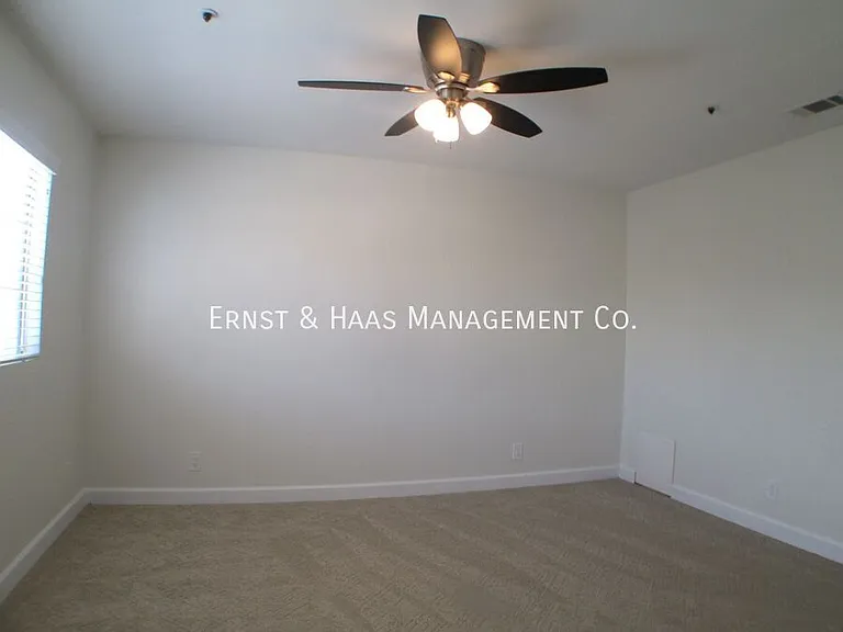 8621 1/2 Cedar St — Photo 23